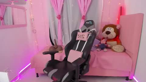 zoe_sullivan_ online show from 17, 9, 2025