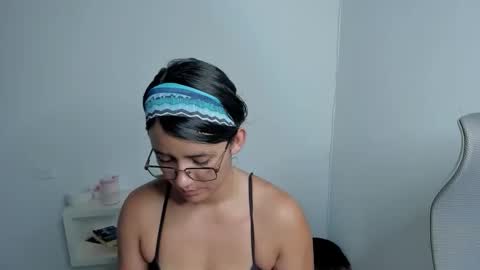 Snapshot of zoe_wattson chatting on 26, 4, 2026 Zoe online show from 26, 4, 2026