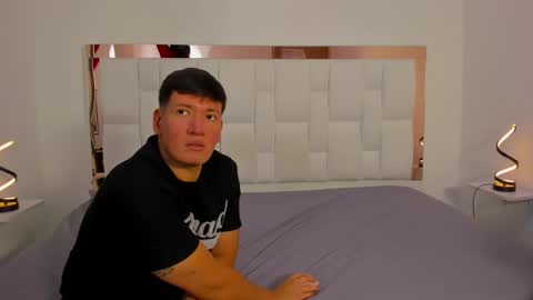 Zoe And Ethan online show from 30, 9, 2025