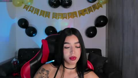  zoee jackson online show from 16, 4, 2026