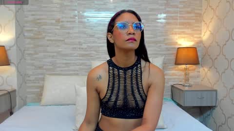 ZoeeSmitth online show from 18, 12, 2024