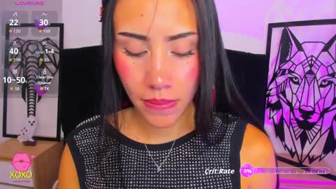 Laura  online show from 9, 4, 2026