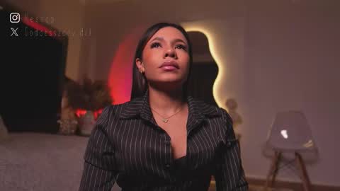 zoevidal_ online show from 1, 2, 2026