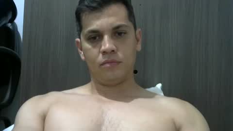 zoro_00 online show from 24, 11, 2025