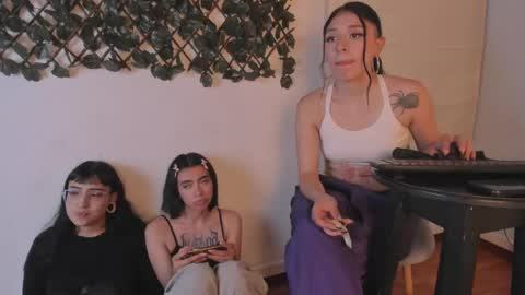 cintya kors online show from 1, 2, 2025