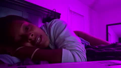 zuriluxe45 online show from 29, 9, 2025