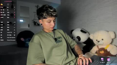 Snapshot of zuryramirez_ chatting on 14, 9, 2025 Zury Ramirez online show from 14, 9, 2025