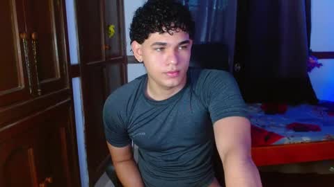 Snapshot of zyrosxk chatting on 18, 2, 2026 antonio felipe online show from 18, 2, 2026