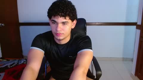 Snapshot of zyrosxk chatting on 28, 2, 2026 antonio felipe online show from 28, 2, 2026