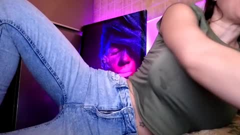 zzarraaa online show from 28, 3, 2026