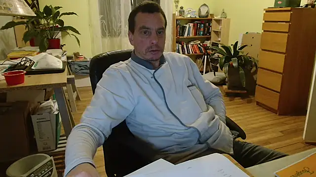 cloupefun online show from 4, 1, 2025