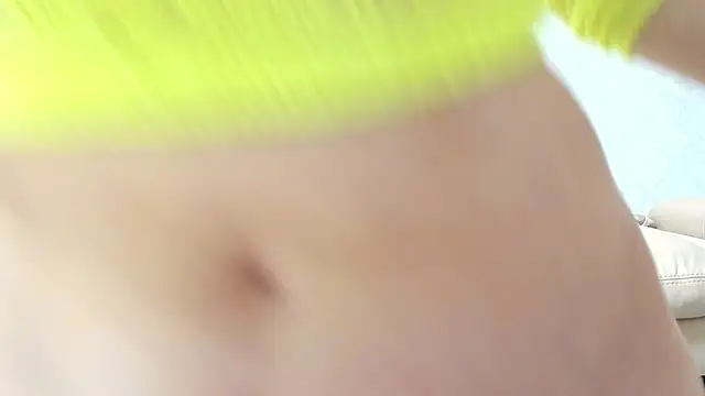 Snapshot of angelmommu chatting on 16, 2, 2025 angelmommu online show from 16, 2, 2025