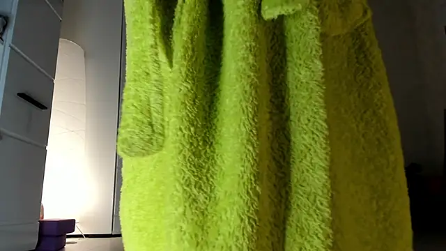 Snapshot of angelmommu chatting on 7, 3, 2025 angelmommu online show from 7, 3, 2025