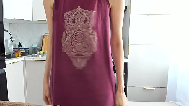 Snapshot of angelmommu chatting on 10, 3, 2025 angelmommu online show from 10, 3, 2025