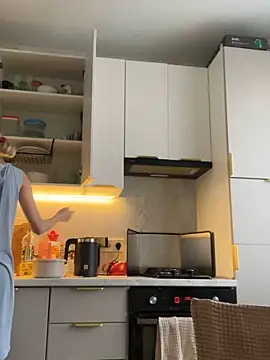 Snapshot of angelmommu chatting on 15, 3, 2025 angelmommu online show from 15, 3, 2025