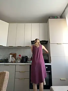 Snapshot of angelmommu chatting on 19, 3, 2025 angelmommu online show from 19, 3, 2025