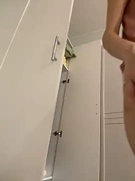 Snapshot of angelmommu chatting on 18, 11, 2025 angelmommu online show from 18, 11, 2025