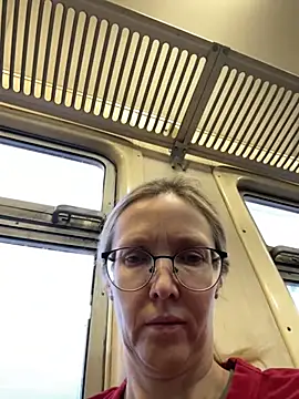 Snapshot of angelmommu chatting on 19, 2, 2026 angelmommu online show from 19, 2, 2026