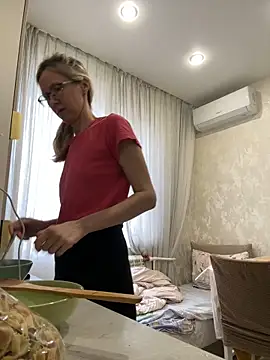 Snapshot of angelmommu chatting on 20, 2, 2026 angelmommu online show from 20, 2, 2026