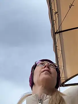 Snapshot of angelmommu chatting on 21, 2, 2026 angelmommu online show from 21, 2, 2026