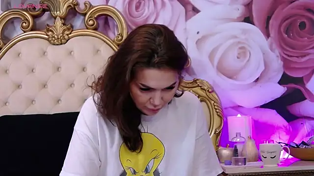 HessaHessy online show from 7, 10, 2025