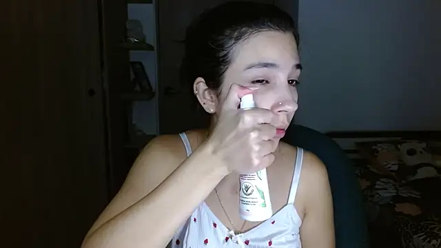 mia  lopez  online show from 15, 5, 2026