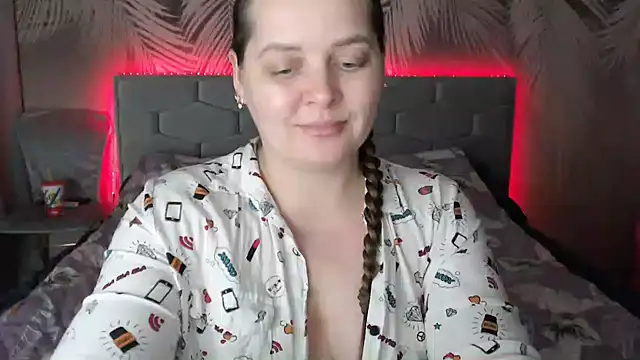 Snapshot of uliastar chatting on 13, 1, 2025 uliastar online show from 13, 1, 2025