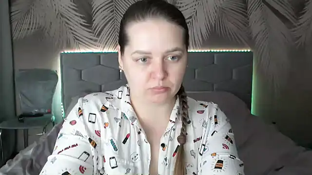 Snapshot of uliastar chatting on 4, 2, 2025 uliastar online show from 4, 2, 2025