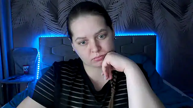 Snapshot of uliastar chatting on 24, 2, 2025 uliastar online show from 24, 2, 2025