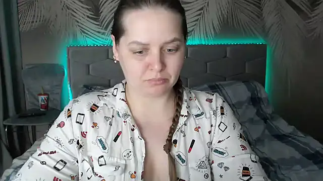 Snapshot of uliastar chatting on 27, 2, 2025 uliastar online show from 27, 2, 2025