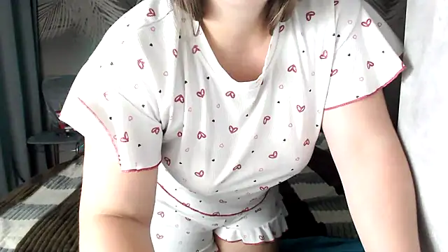 Snapshot of uliastar chatting on 10, 9, 2025 uliastar online show from 10, 9, 2025
