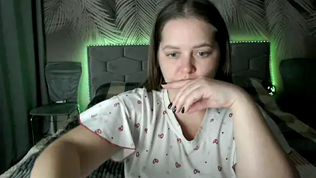 Snapshot of uliastar chatting on 4, 10, 2025 uliastar online show from 4, 10, 2025