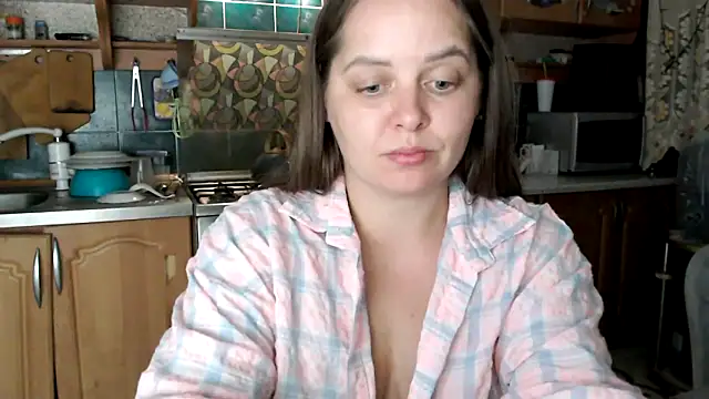 Snapshot of uliastar chatting on 14, 10, 2025 uliastar online show from 14, 10, 2025