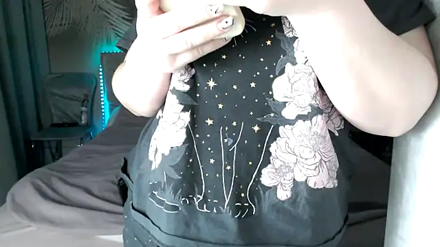 uliastar online show from 14, 2, 2026