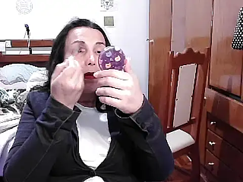 LauraVicttoria361215 online show from 11, 12, 2024