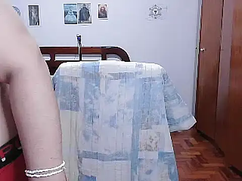 LauraVicttoria361215 online show from 18, 2, 2025