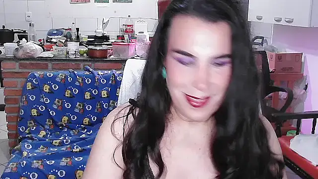 LauraVicttoria361215 online show from 18, 12, 2025