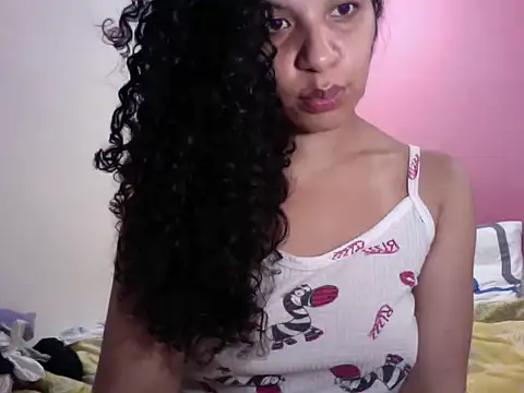 Snapshot of gatubelahot chatting on 5, 1, 2025 gatubelahot online show from 5, 1, 2025