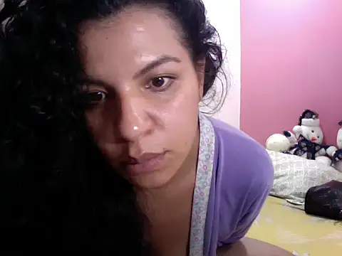 Snapshot of gatubelahot chatting on 8, 1, 2025 gatubelahot online show from 8, 1, 2025