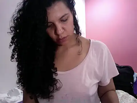 Snapshot of gatubelahot chatting on 15, 1, 2025 gatubelahot online show from 15, 1, 2025