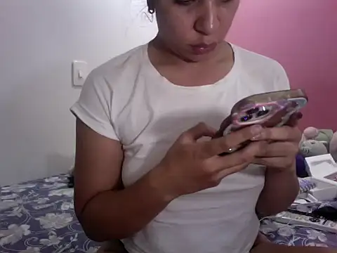 Snapshot of gatubelahot chatting on 22, 2, 2025 gatubelahot online show from 22, 2, 2025