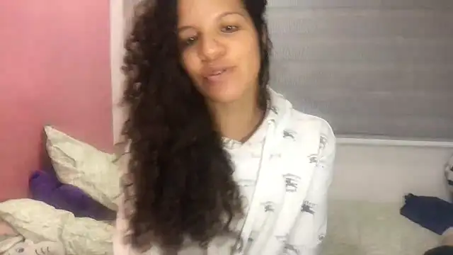 Snapshot of gatubelahot chatting on 23, 9, 2025 gatubelahot online show from 23, 9, 2025