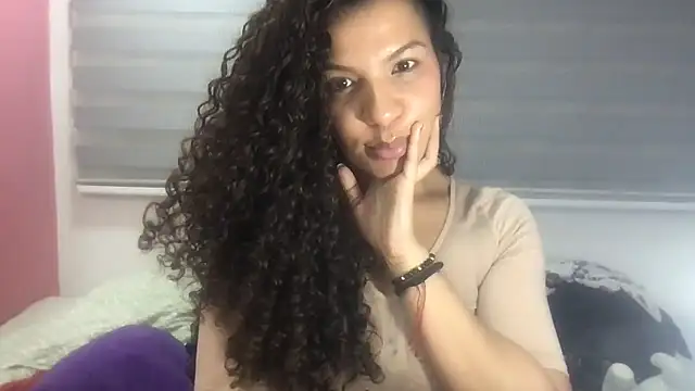 Snapshot of gatubelahot chatting on 28, 9, 2025 gatubelahot online show from 28, 9, 2025