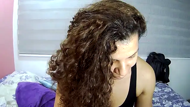 Snapshot of gatubelahot chatting on 18, 10, 2025 gatubelahot online show from 18, 10, 2025