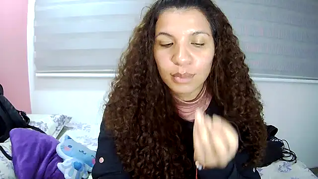 Snapshot of gatubelahot chatting on 24, 10, 2025 gatubelahot online show from 24, 10, 2025