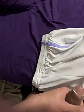 xxxbrooo online show from 9, 3, 2026