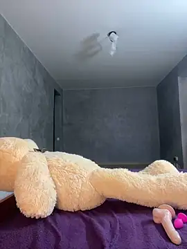 FionaLaNice online show from 12, 3, 2025