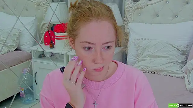 TinaBrook online show from 19, 9, 2025