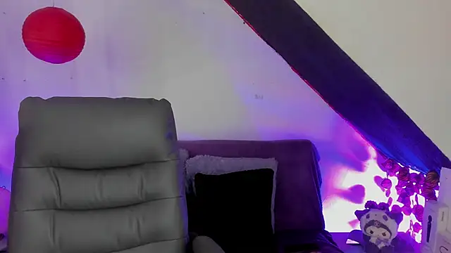 Cata green online show from 6, 3, 2025