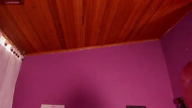 Cata green online show from 6, 4, 2026